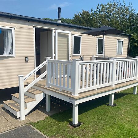 Whitecliff Bay Holiday Park - Most Popular Location Near Pools, Clubs And Beach Bembridge Exteriör bild